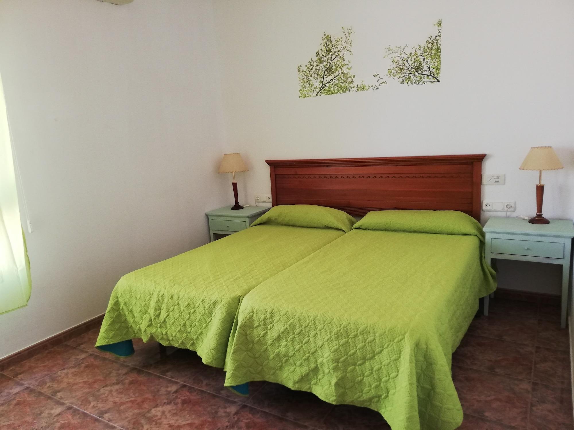 Hotel Poniente Мораледа-де-Сафайона Экстерьер фото