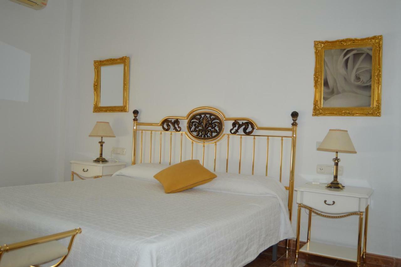 Hotel Poniente Мораледа-де-Сафайона Экстерьер фото
